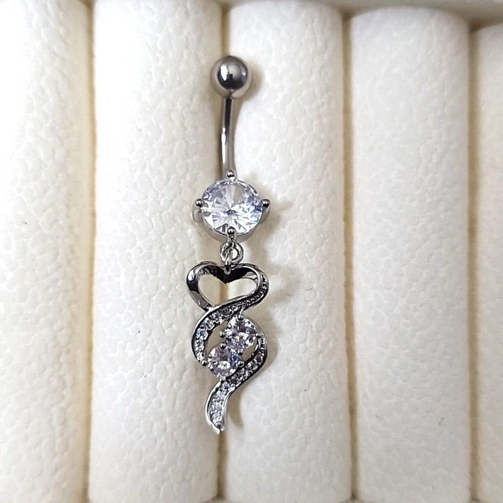 14 G SURGICAL STEEL DANGLE  Heart  BELLY BUTTON Simulated Diamond